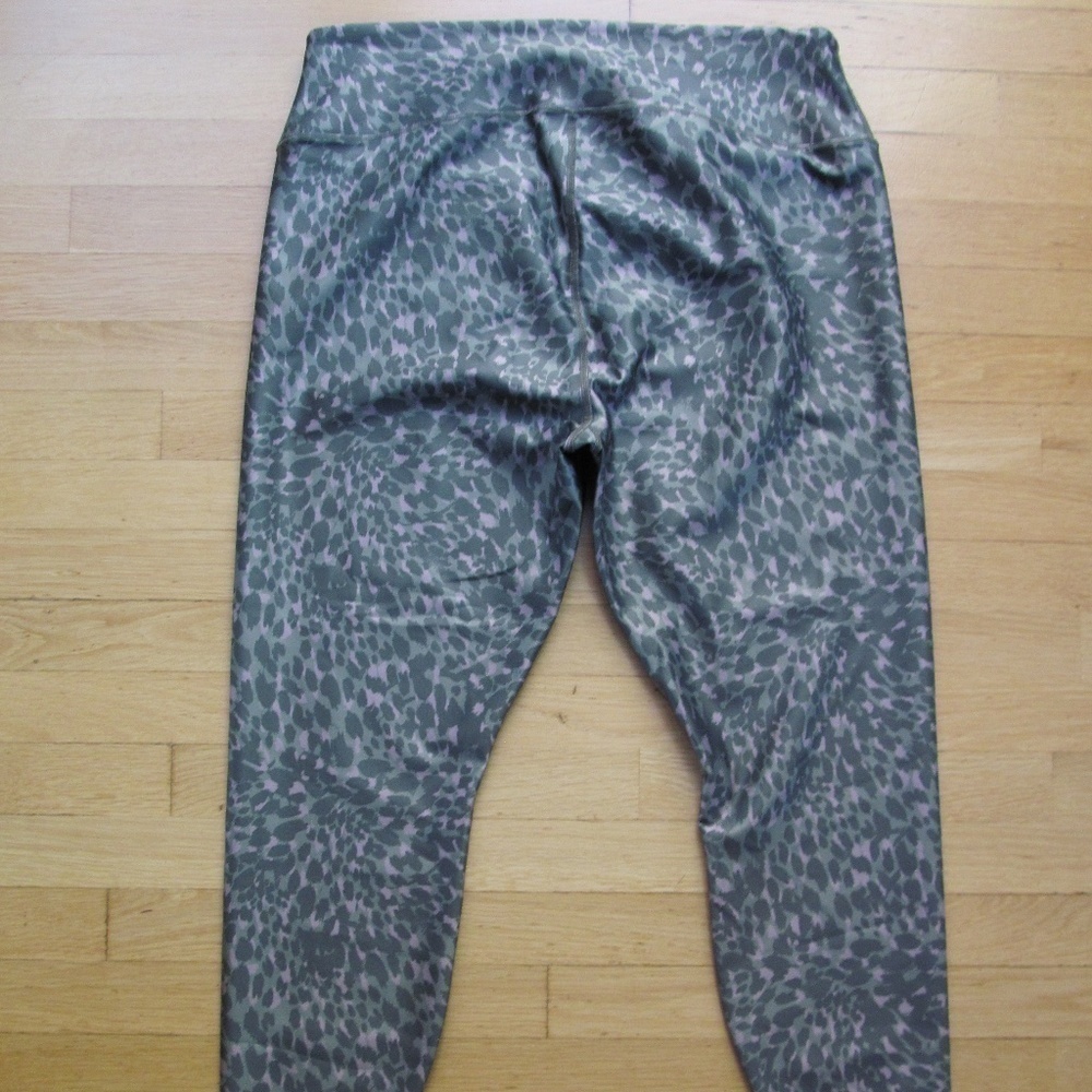 Good American Green Leopard Print Good Waist Leggings Women's 6 - 3XL - Picture 4 of 8